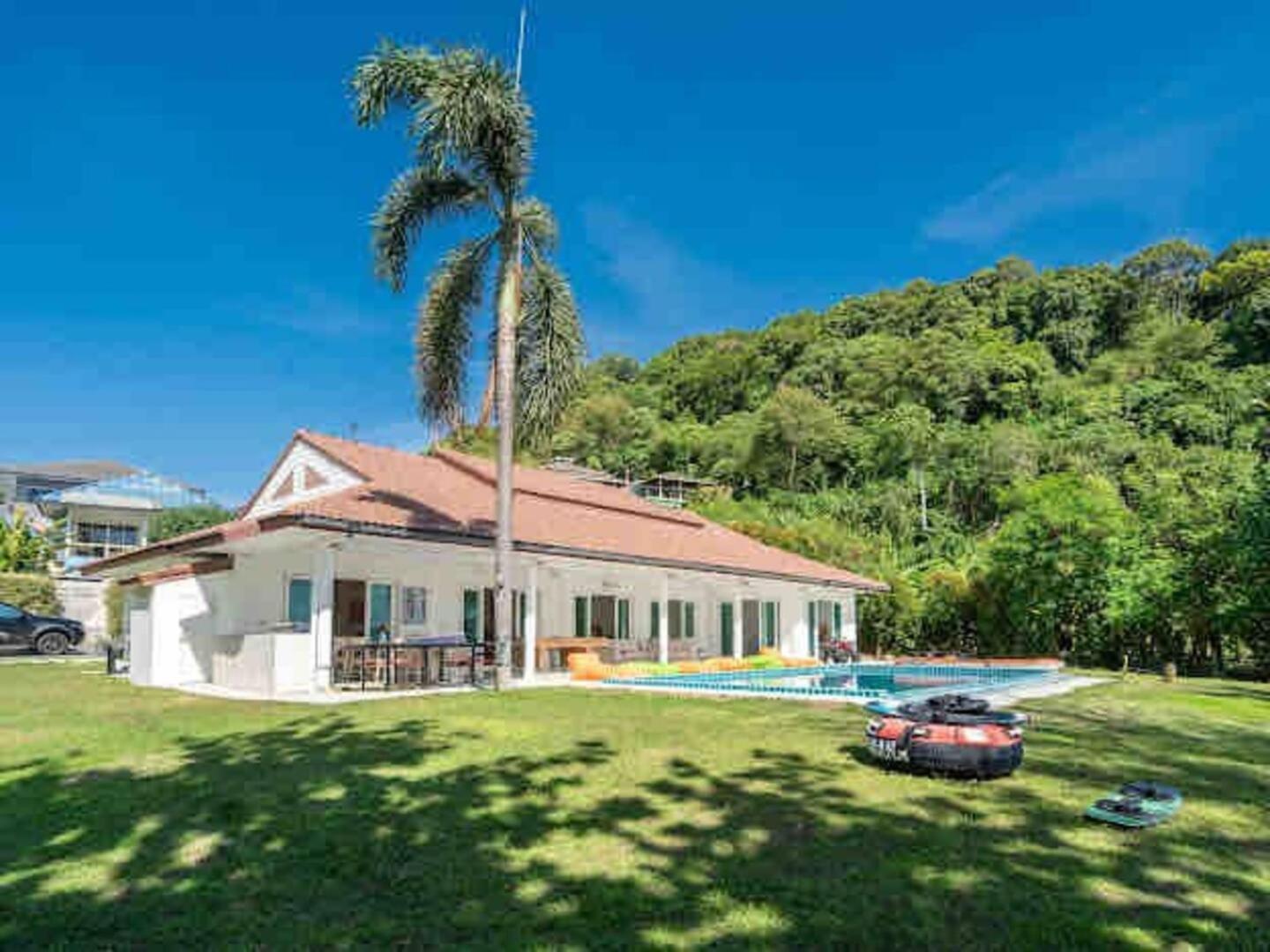 Ocean Bliss House, 6 Bedrooms *